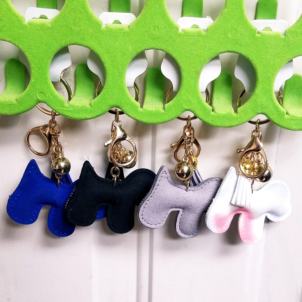 NWT Puffy Puppy Bling Tassel Keychain! 4 Color Choices! - Picture 9 of 16